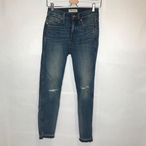 Madewell 9” high rise distressed skinny Jean style k1868 size 24